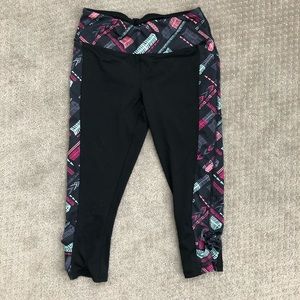 Capri workout bottoms
